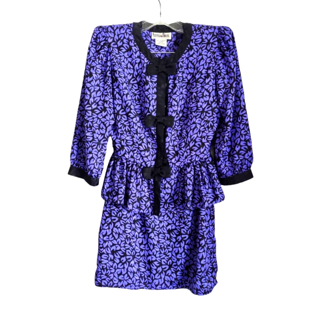 Stunning Vintage Maggy London Purple Black Skirt Set Petite Size 4 Peplum Bows